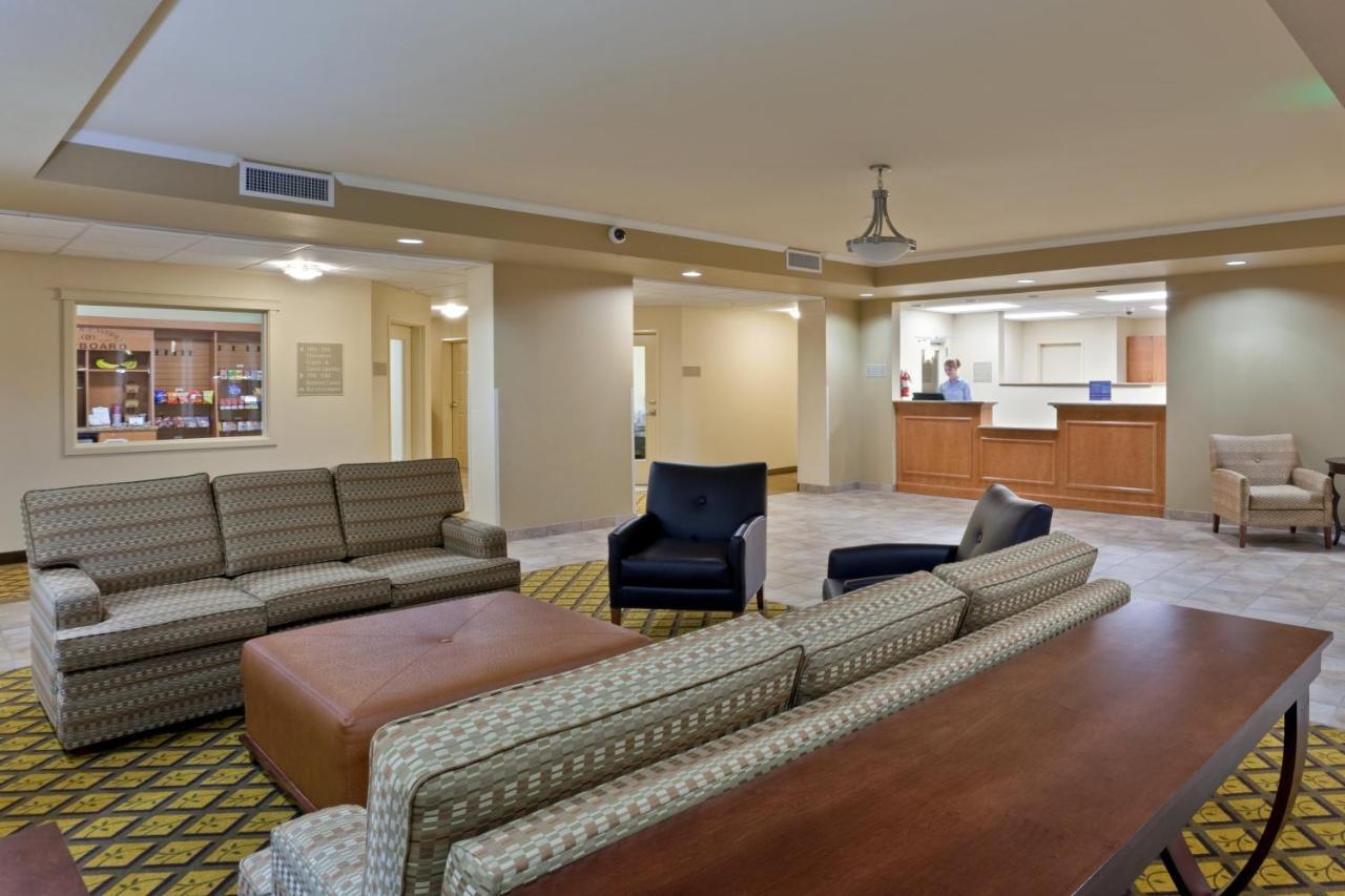 Candlewood Suites Lakewood, An Ihg Hotel Exterior photo